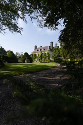 Gileston Manor Luxury B&B — 5-Star Luxury Hotel in Barry, United Kingdom