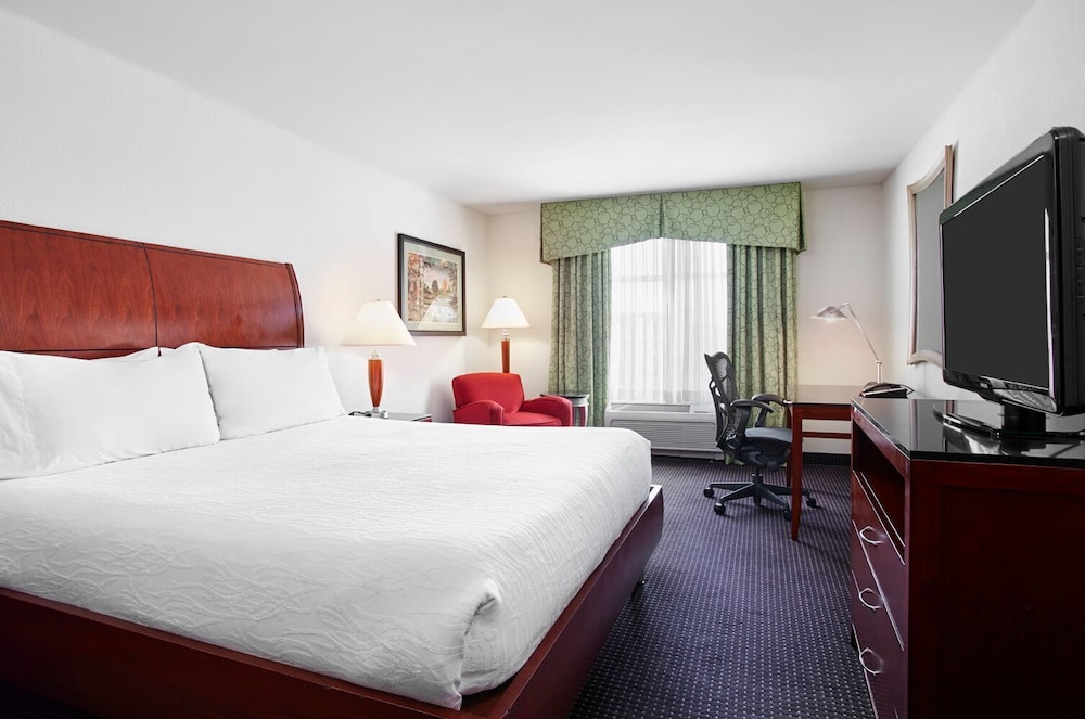 Hilton Garden Inn Rockville Gaithersburg - photo 9