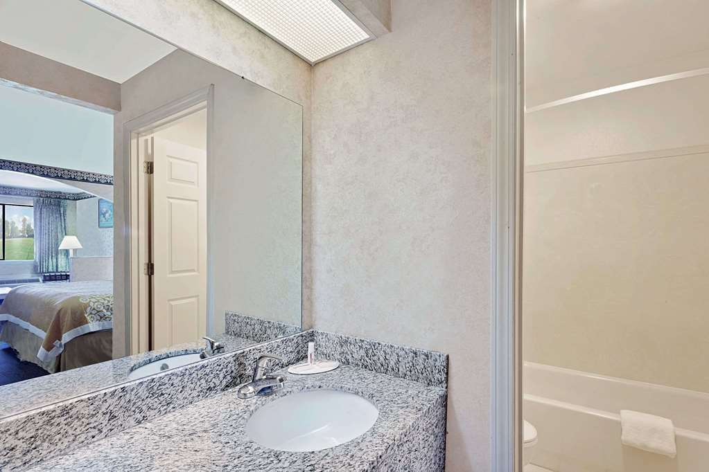 Days Inn Millington - photo 10