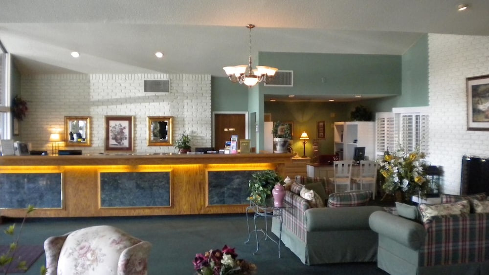 Lamp Liter Inn - photo 2