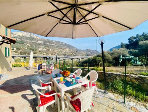 Ca de Matette Bike Nature & Relax — 4-Star Luxury Hotel in Finale Ligure, Italy