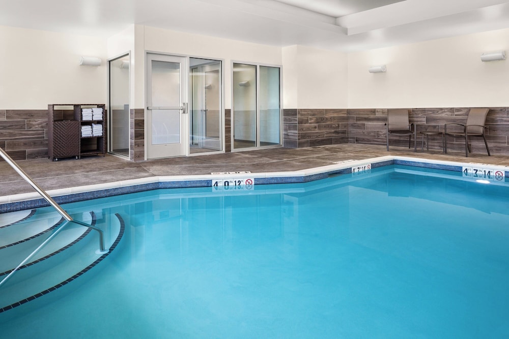 Fairfield Inn & Suites by Marriott Duluth - photo 14