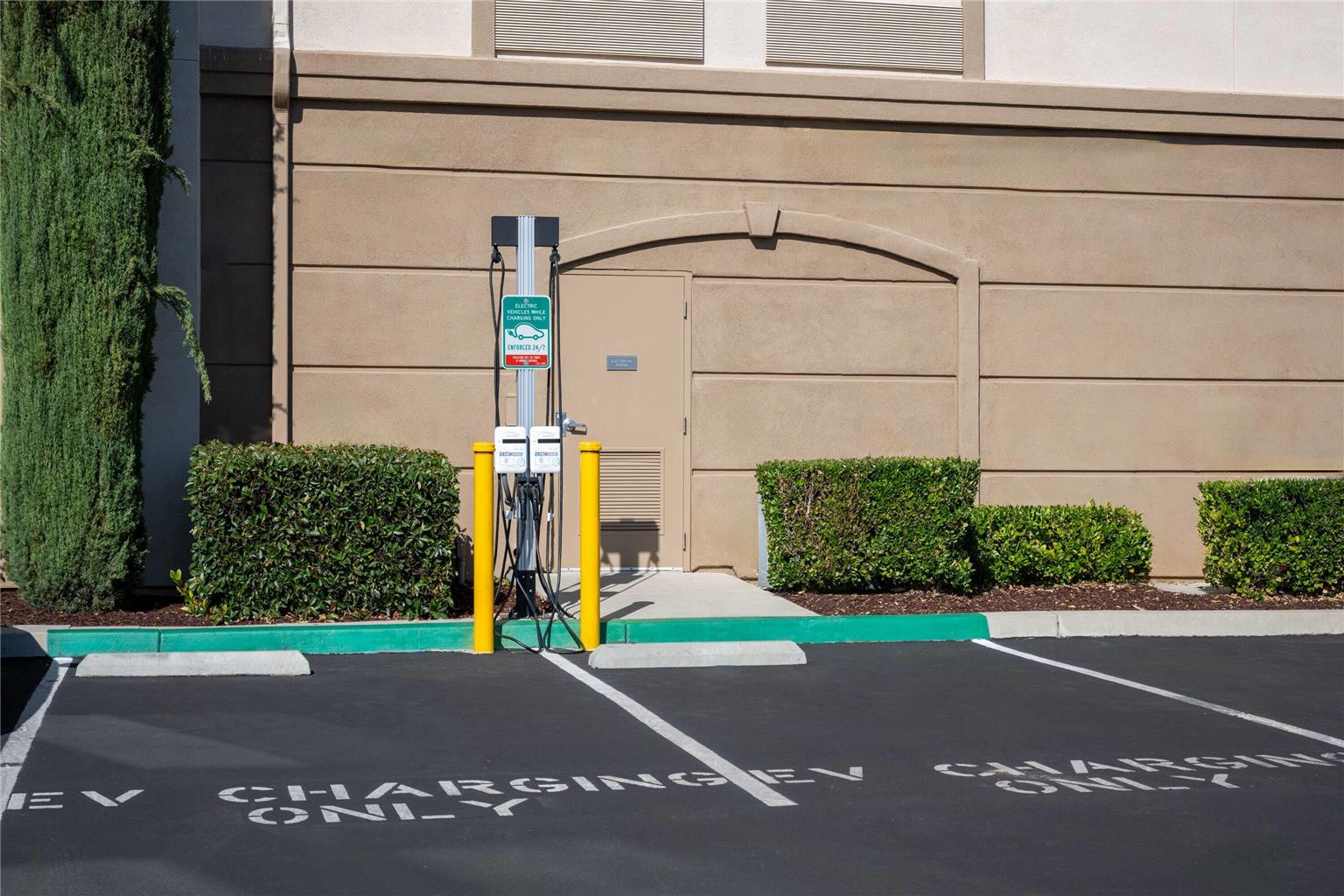 La Quinta Inn & Suites by Wyndham Paso Robles - photo 52