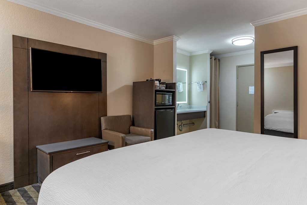 Best Western Silicon Valley Inn - photo 29
