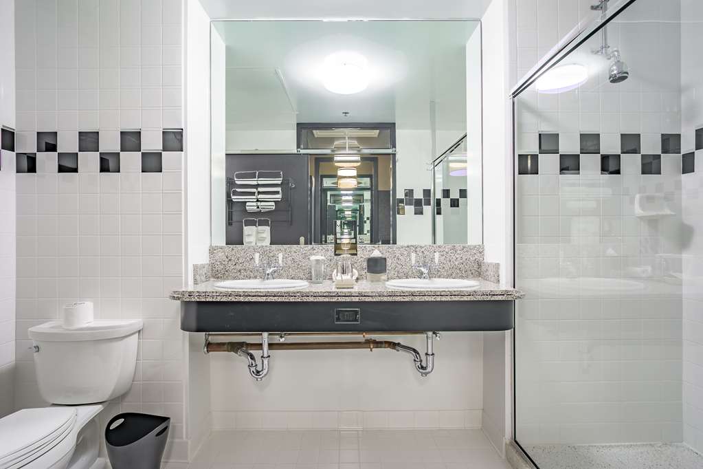 Proximity Hotel - photo 23