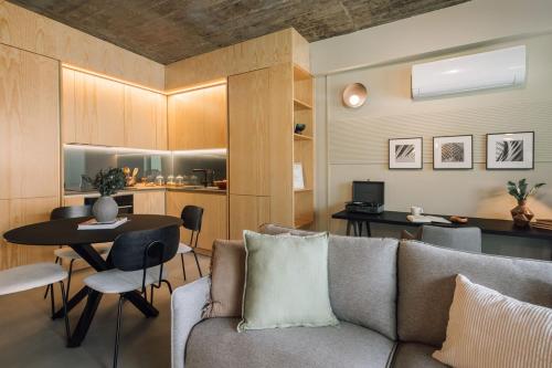 Falesia 1 bedroom and parking in Santo António — 4-Star Luxury Hotel in Lisbon, Portugal