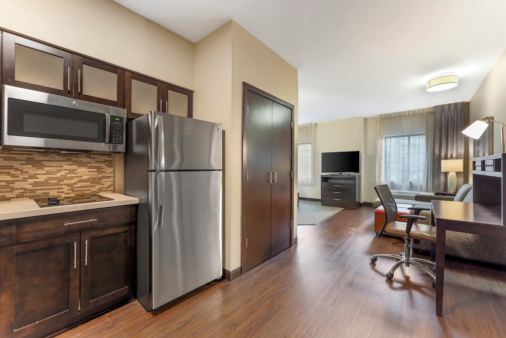 Staybridge Suites Pittsburgh Cranberry Township by IHG - photo 12