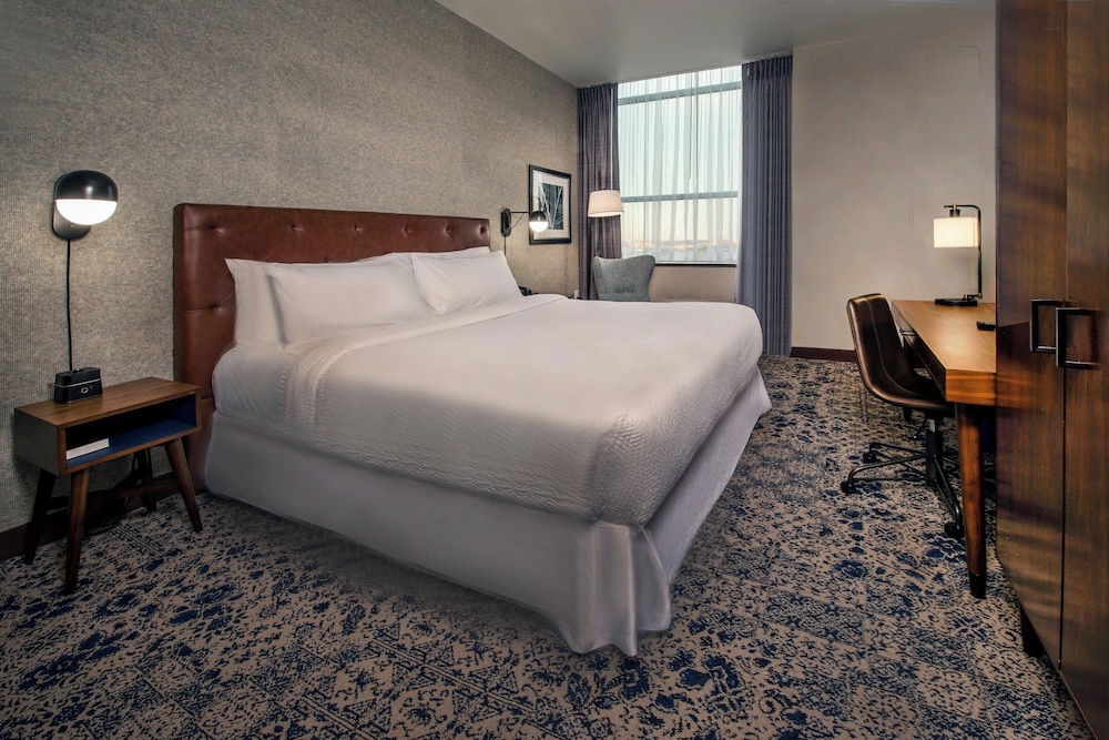 Four Points by Sheraton Philadelphia City Center - photo 10