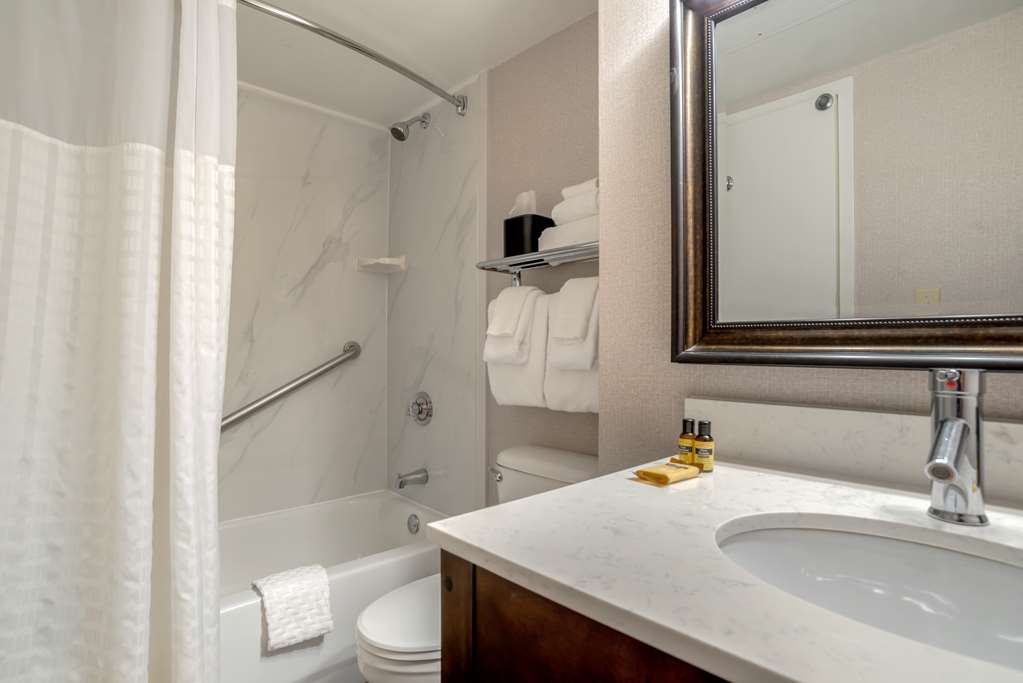 Best Western Plus St. Christopher Hotel - photo 35