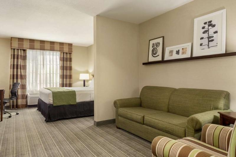 Country Inn & Suites by Radisson Lima - photo 15
