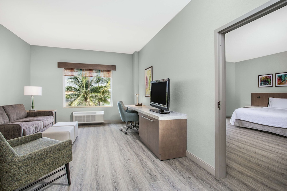 Hilton Garden Inn Palm Beach Gardens - photo 12