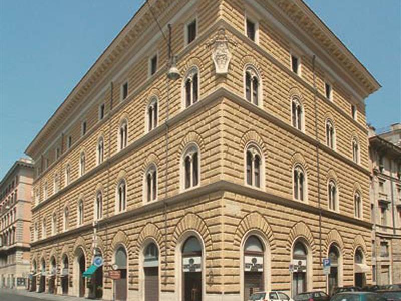 Ara Pacis - carbon neutral hotel in Rome