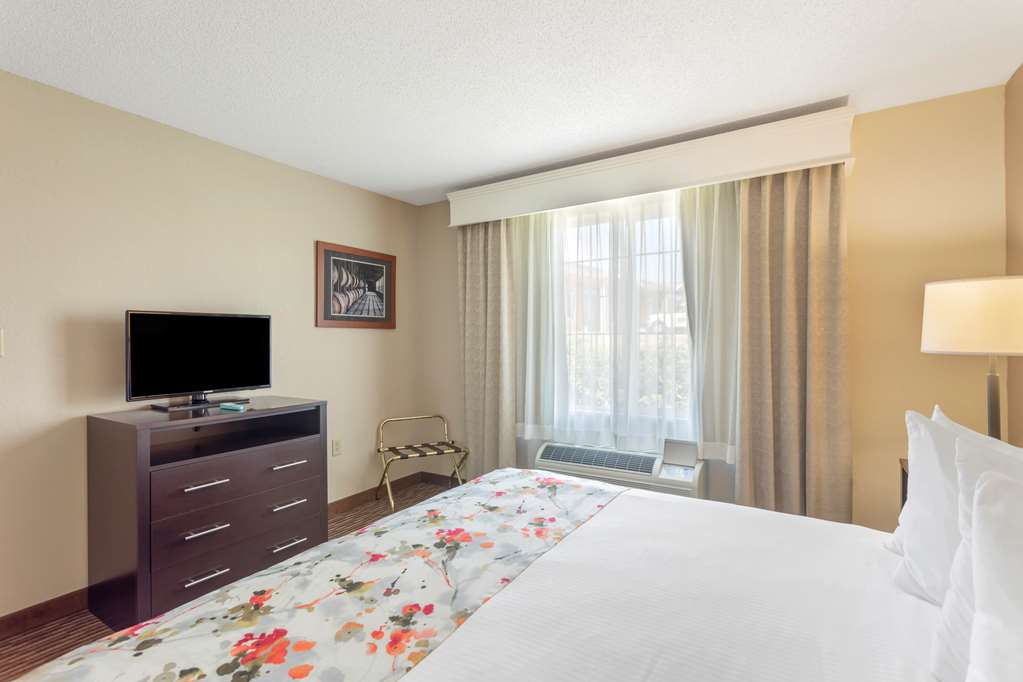Best Western Lawrenceburg Inn - photo 17