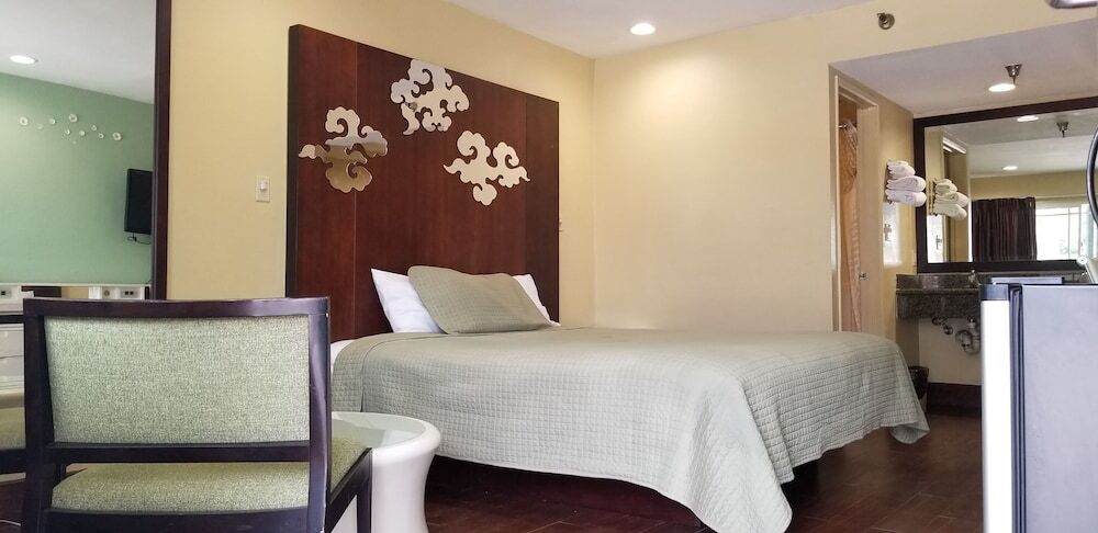 Century Motel Buena Park Anaheim CA 91 - featured photo