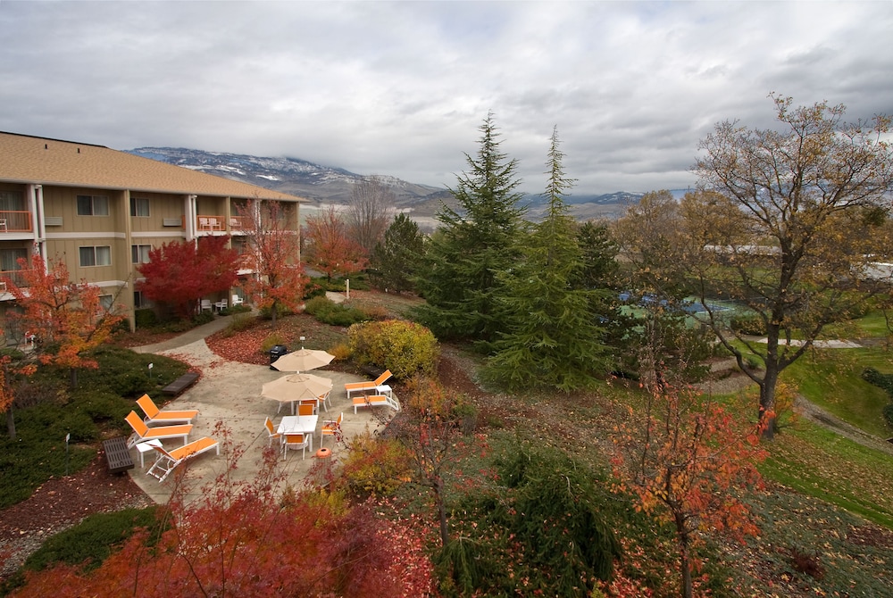 Ashland Hills Hotel & Suites - photo 68