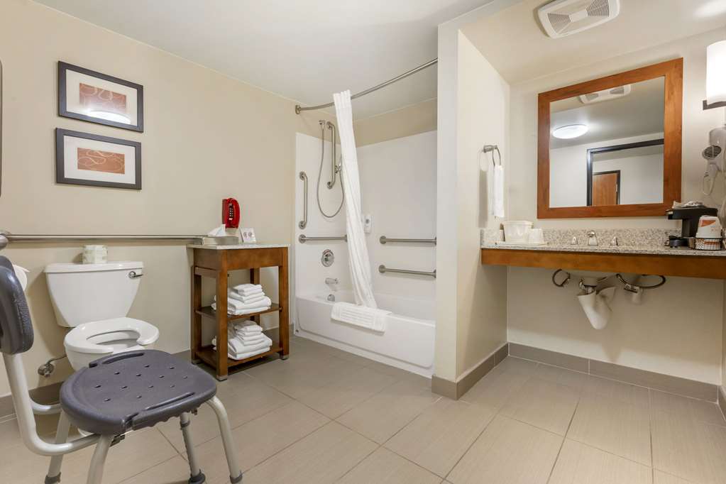 Comfort Suites Redding Shasta Lake - photo 15