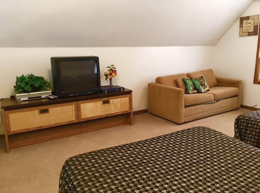 American Oak Resort - photo 16