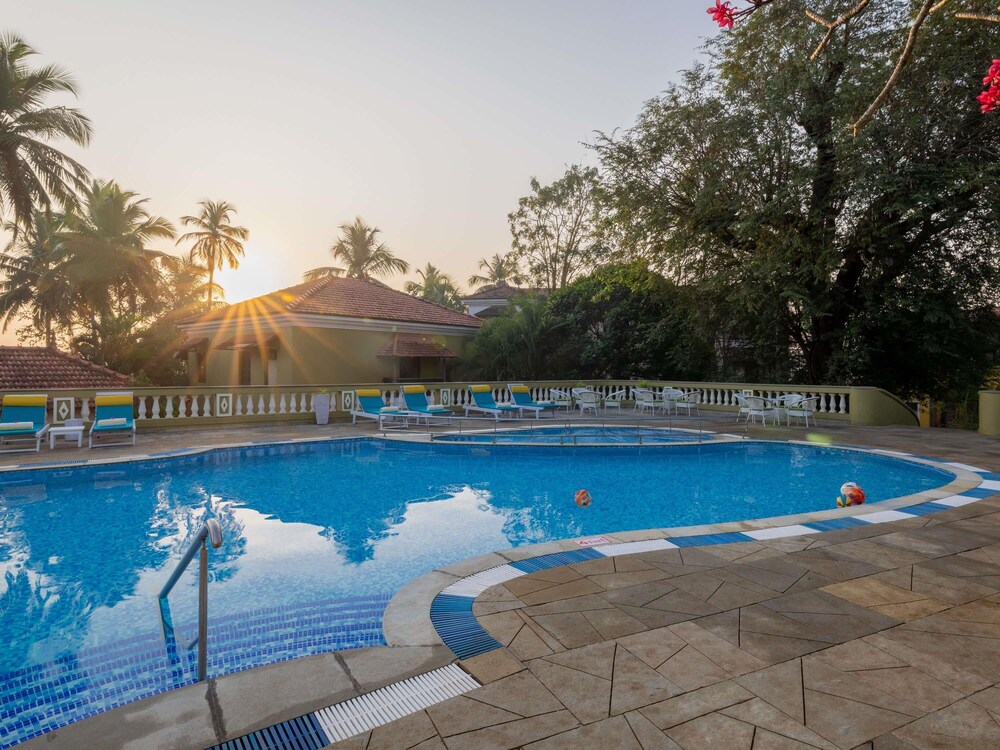Mercure Goa Devaaya Resort — Goa Velha