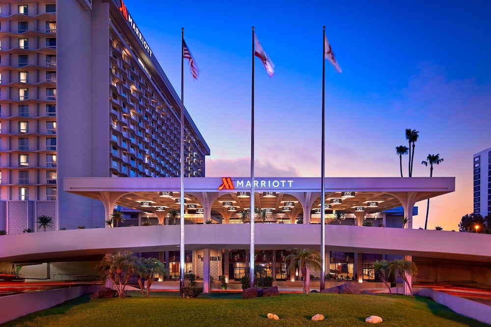 Los Angeles Airport Marriott - photo 94