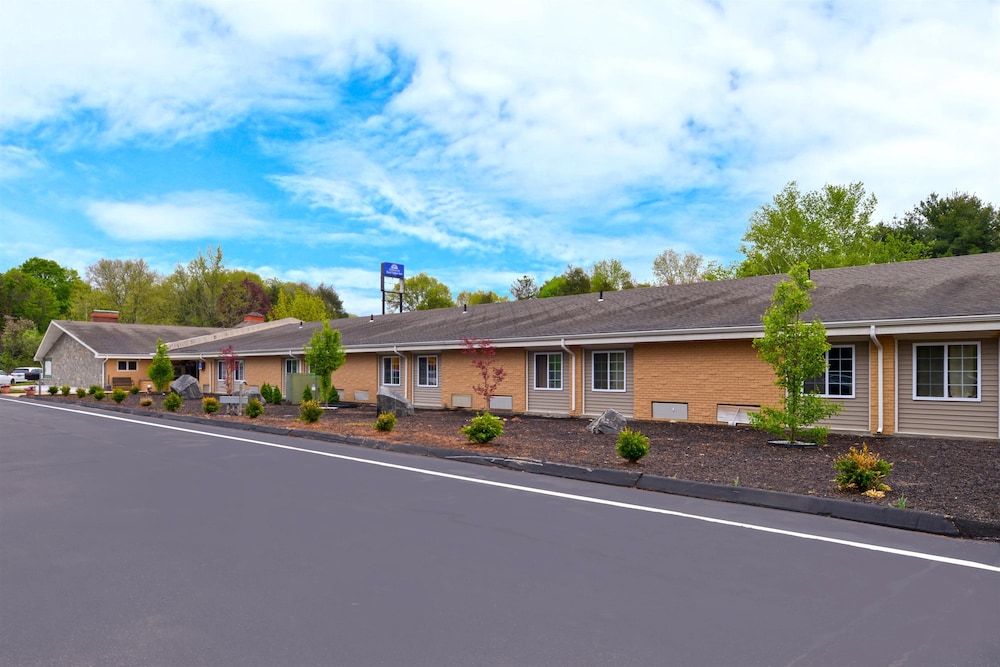 Americas Best Value Inn Putnam - photo 2