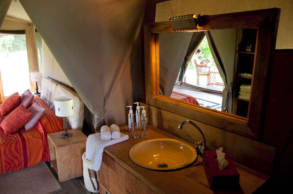 Enkewa Bush Camp — 4-Star Luxury Hotel in Narok, Kenya