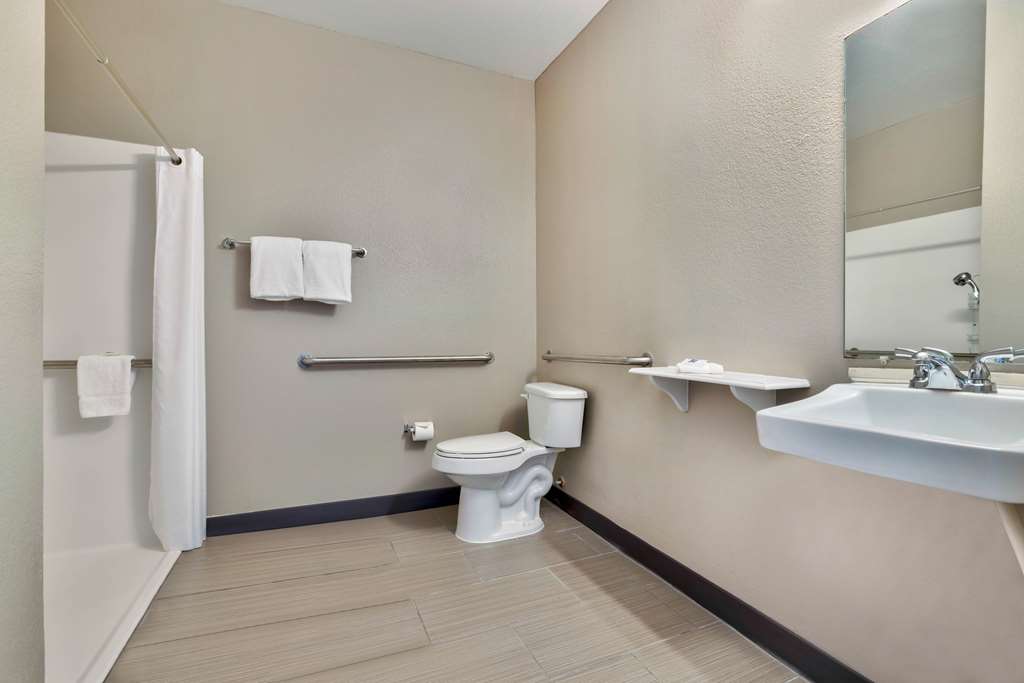 Motel6 Norman OK - photo 20