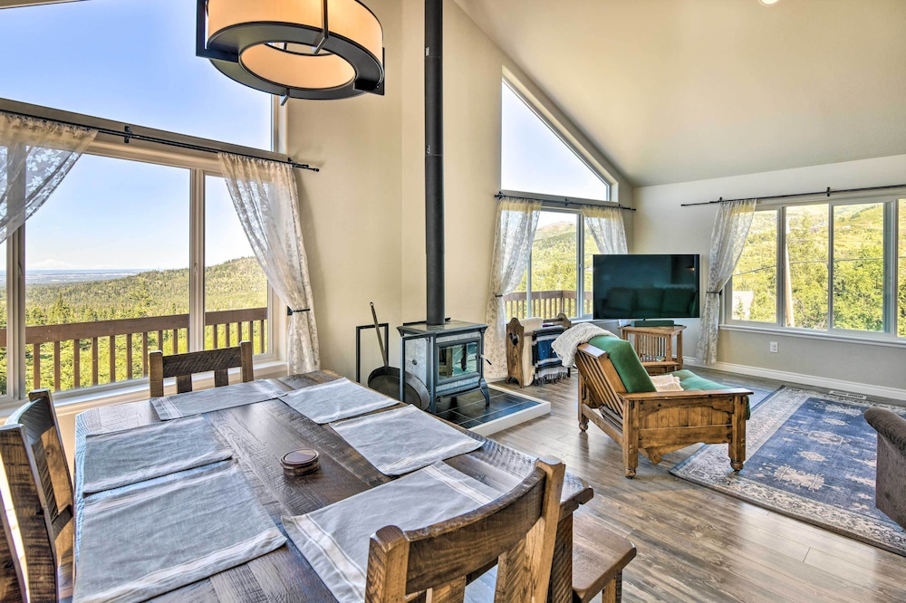 Mtn View Anchorage Escape About 15 Mi To Downtown in Anchorage, United States