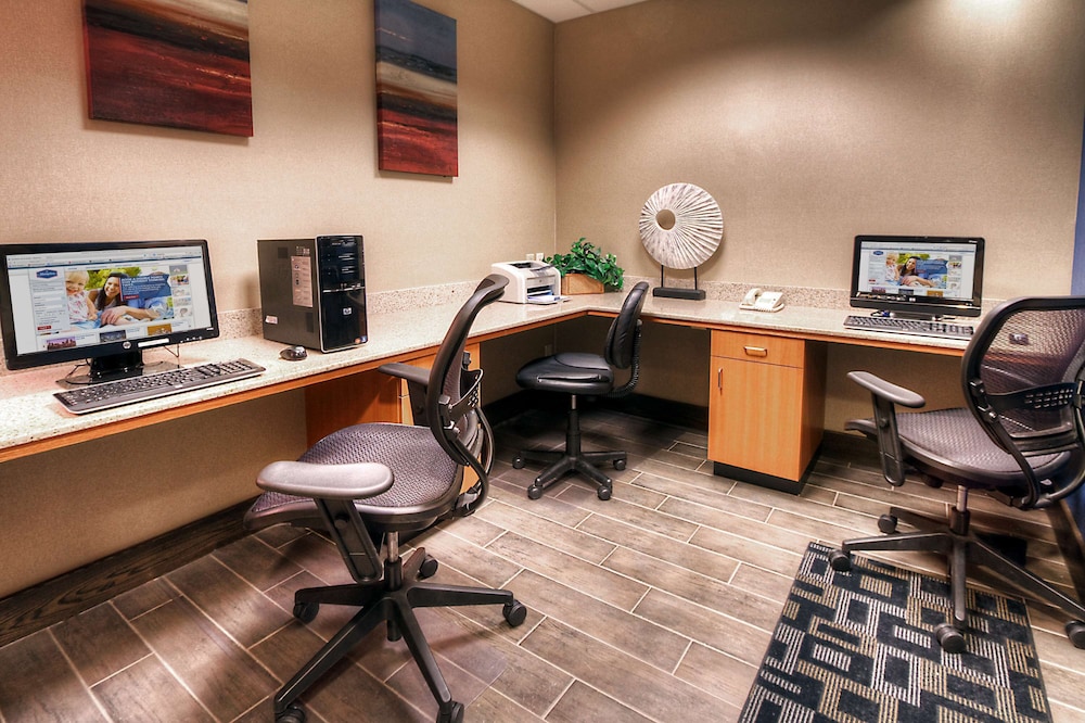 Hampton Inn Great Falls - photo 36