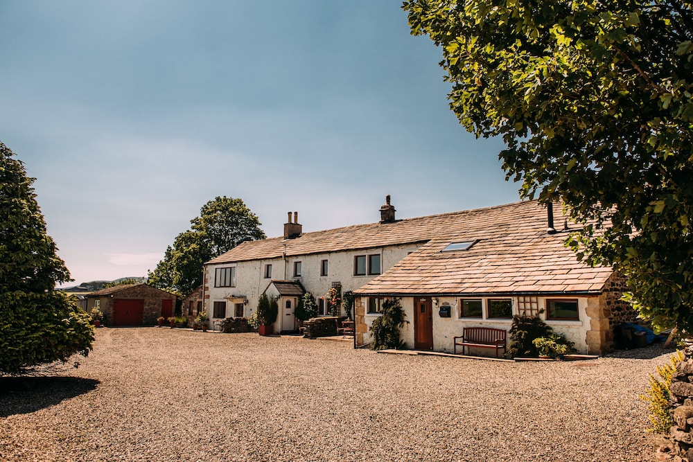 Laythams Holiday Lets Retreat - carbon neutral hotel in Clitheroe