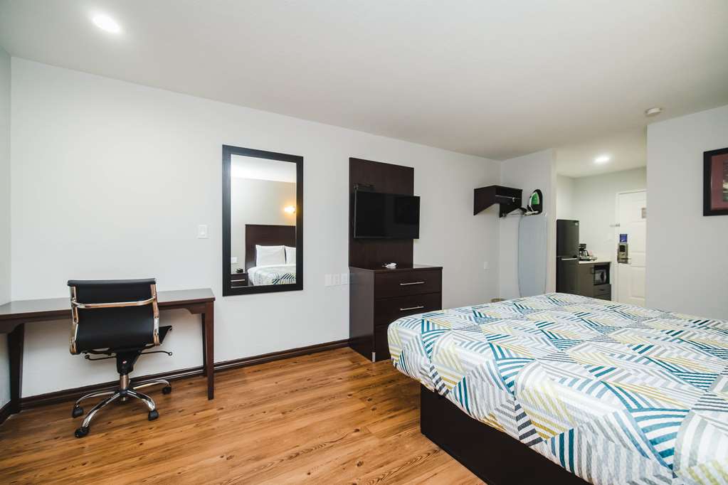 Studio 6 Channelview TX Baytown West - photo 11