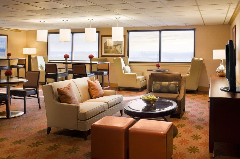 Sheraton Hartford Hotel at Bradley Airport - photo 27