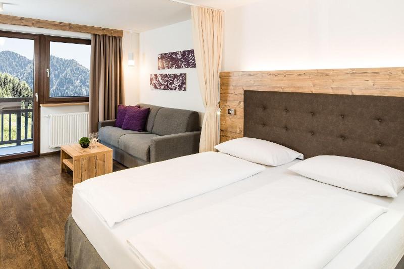 Hotel Almina - carbon neutral hotel in Racines