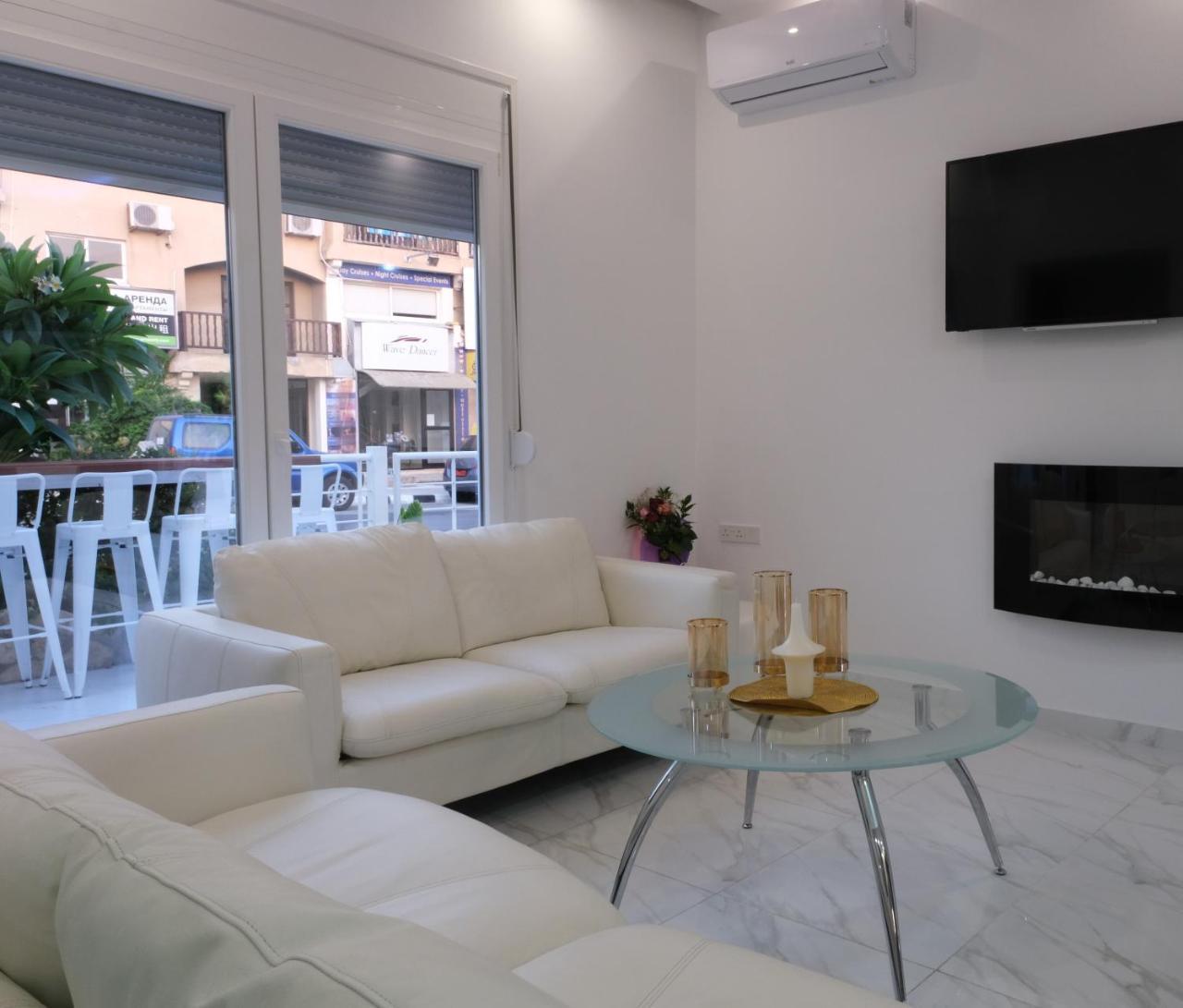 Luxury Fani House Next To Harbor Area with Jacuzzi