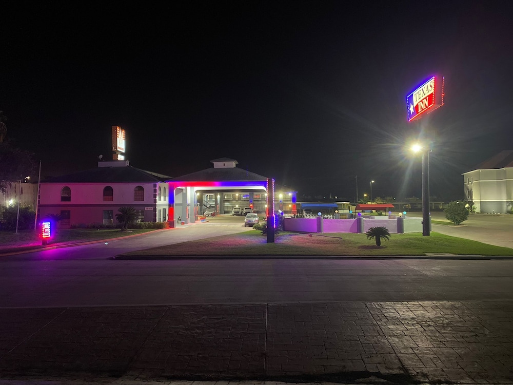 Texas Inn & Suites Raymondville - photo 83