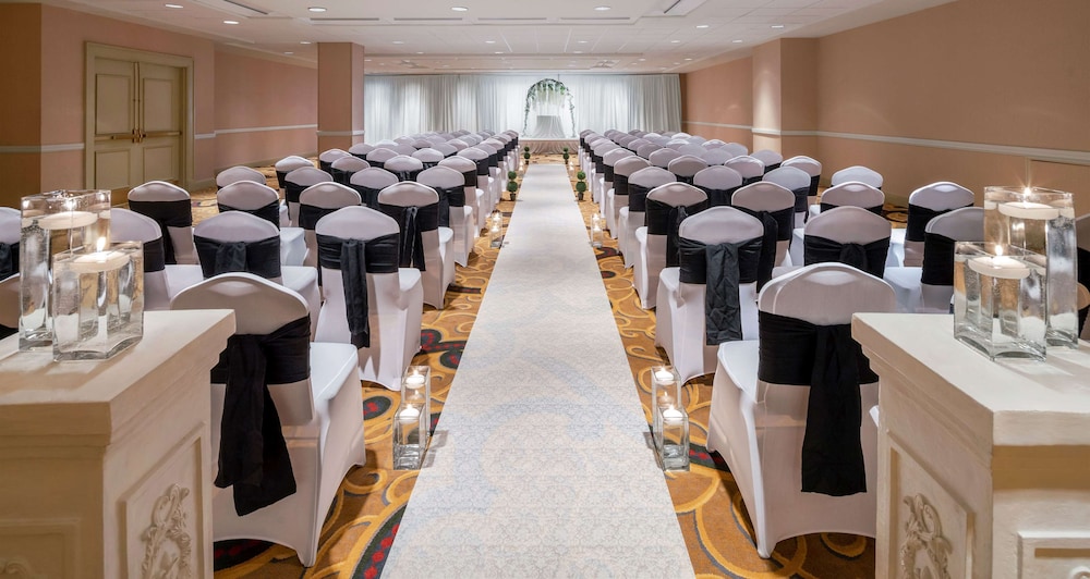 Hilton Indianapolis Hotel & Suites - photo 50
