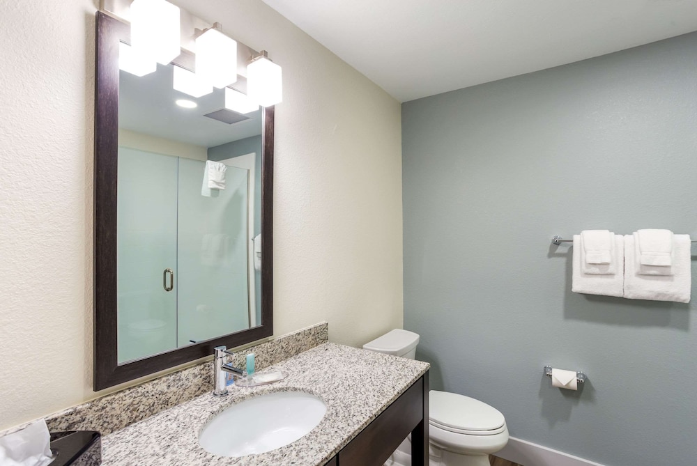 MainStay Suites Logan Ohio Hocking Hills - photo 29