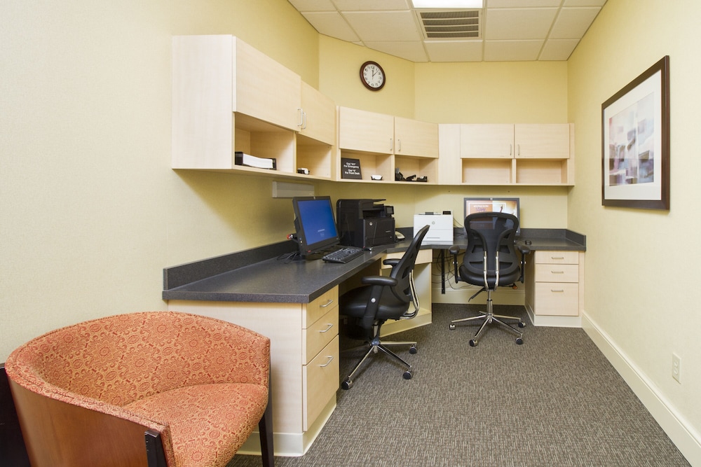 Hilton Garden Inn Anderson - photo 32