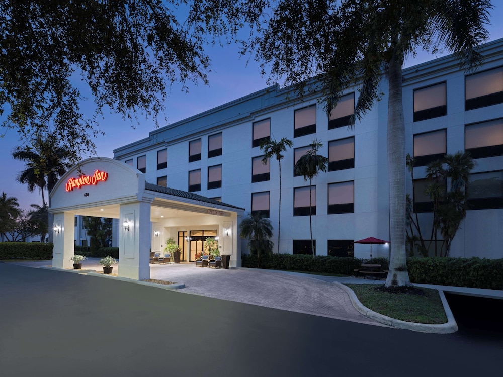 Hampton Inn Boca Raton Deerfield Beach - carbon neutral hotel in Deerfield Beach