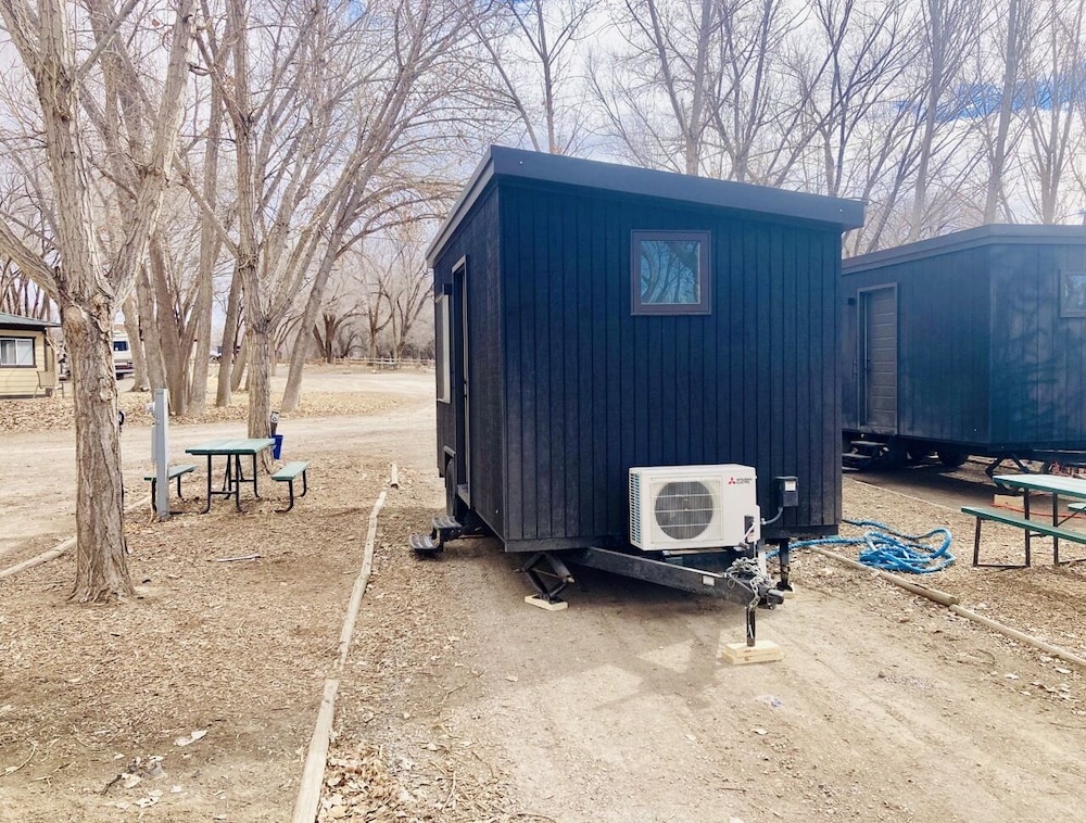 Cedar Creek Lodging & RV Park - photo 8