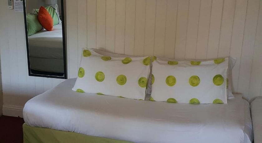 Joes Waterhole Hotel — hotel in Eumundi