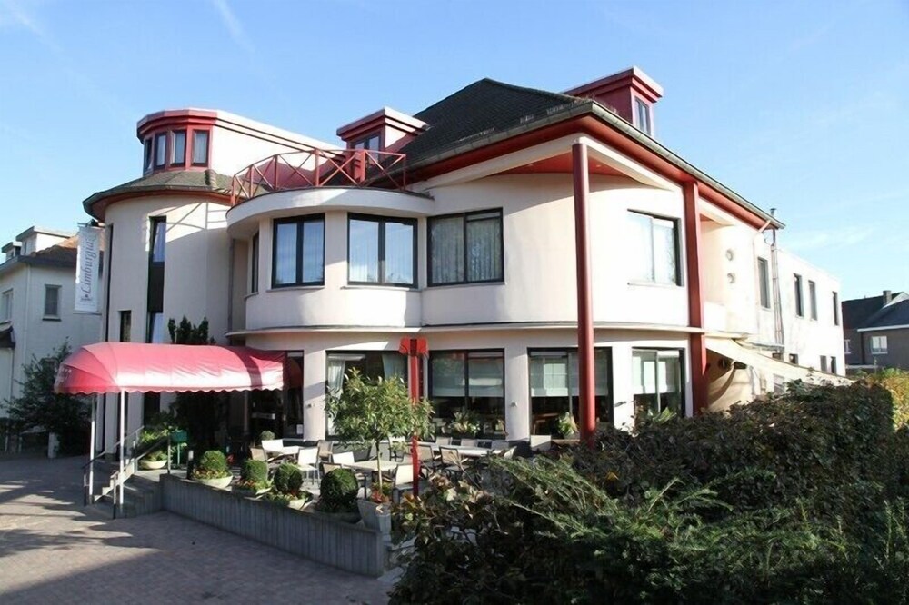 Hotel Limburgia — Riemst