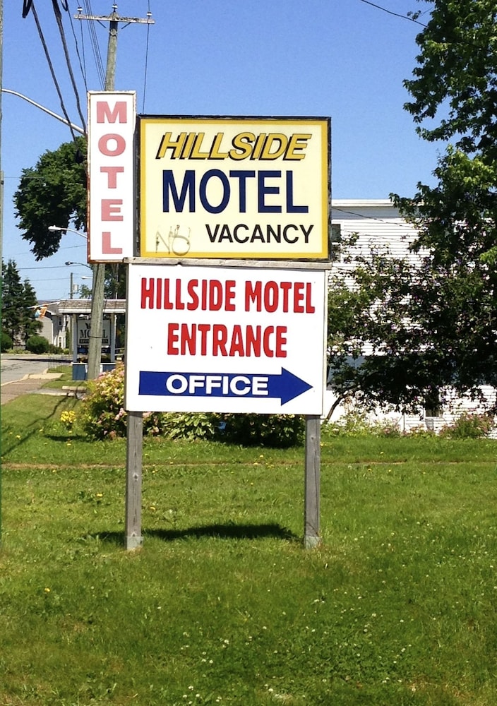 Hillside Motel — hotel in Saint John