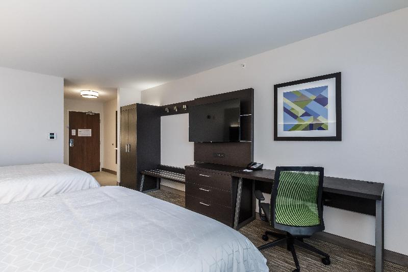 Holiday Inn Express Suites South Bend Casino IHG - photo 21