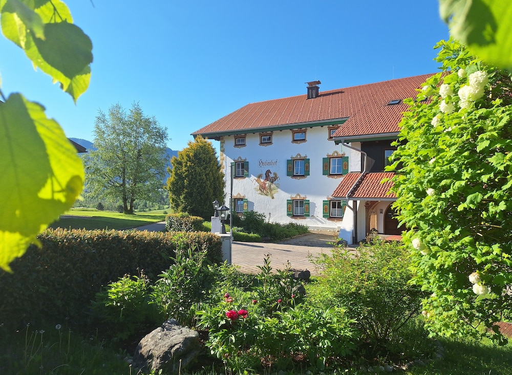 Hotel Heissenhof - carbon neutral hotel in Inzell