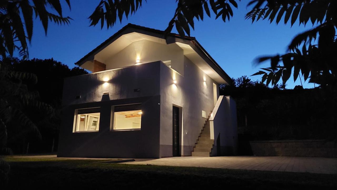 Grajsko in Metlika, Slovenia