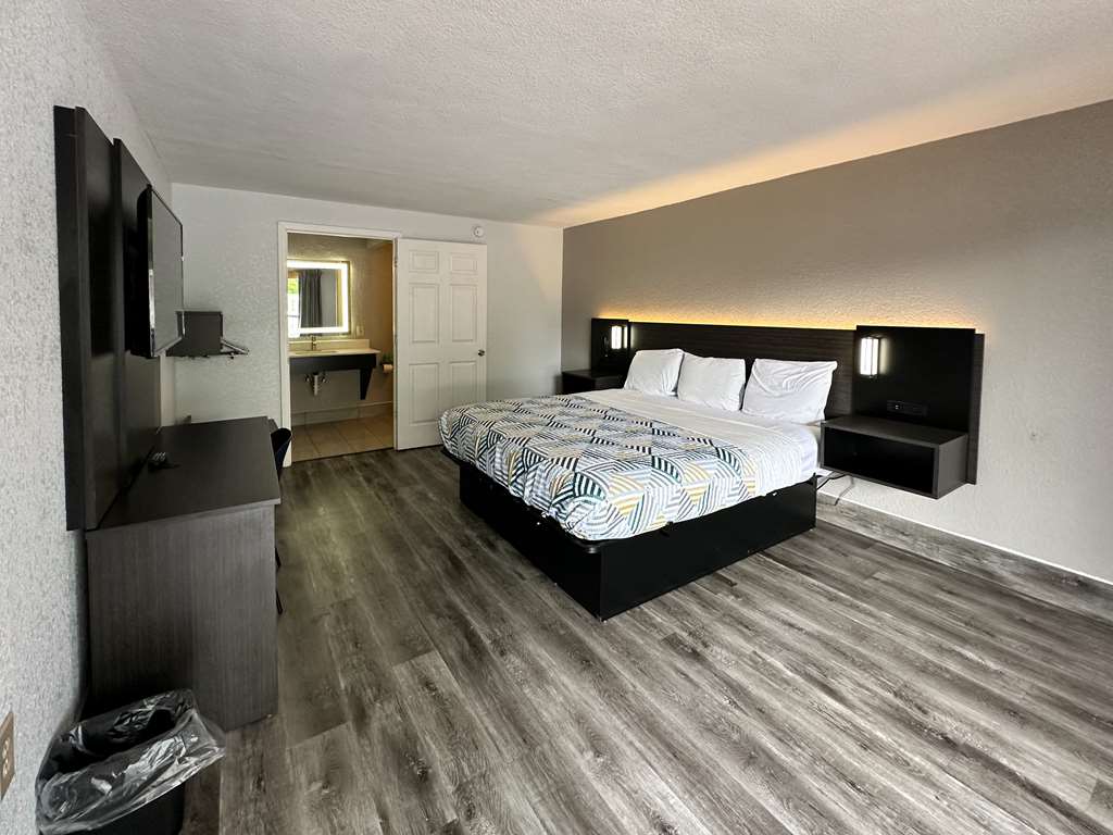 Motel 6 Spartanburg Sc Northwest Business 85 - photo 25