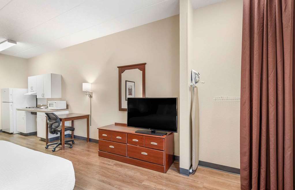 Extended Stay America Select Suites Chicago Lisle - photo 7