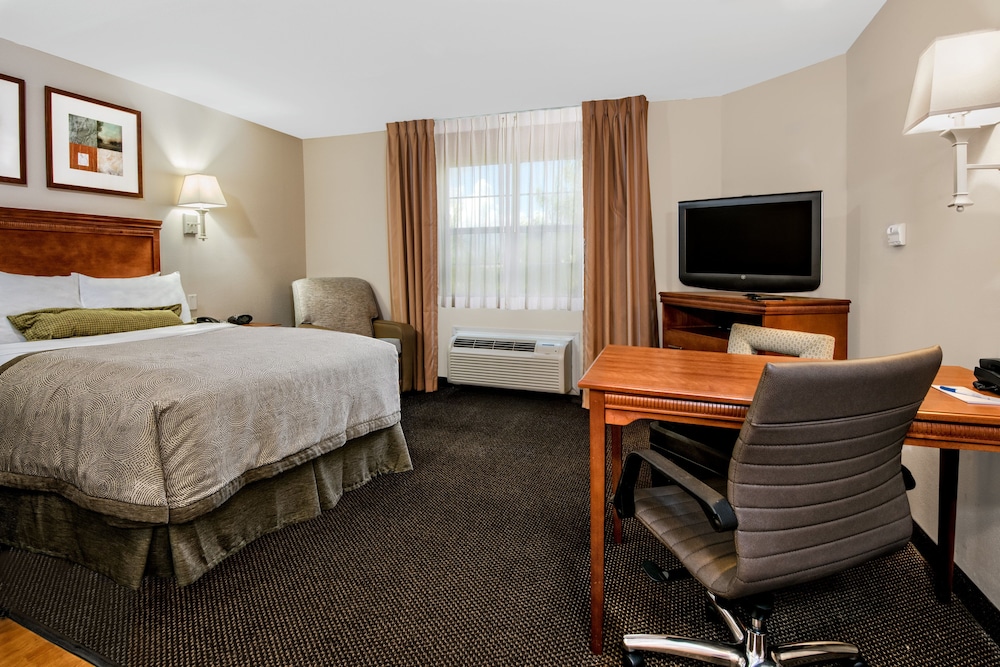 Candlewood Suites Galveston by IHG - photo 3
