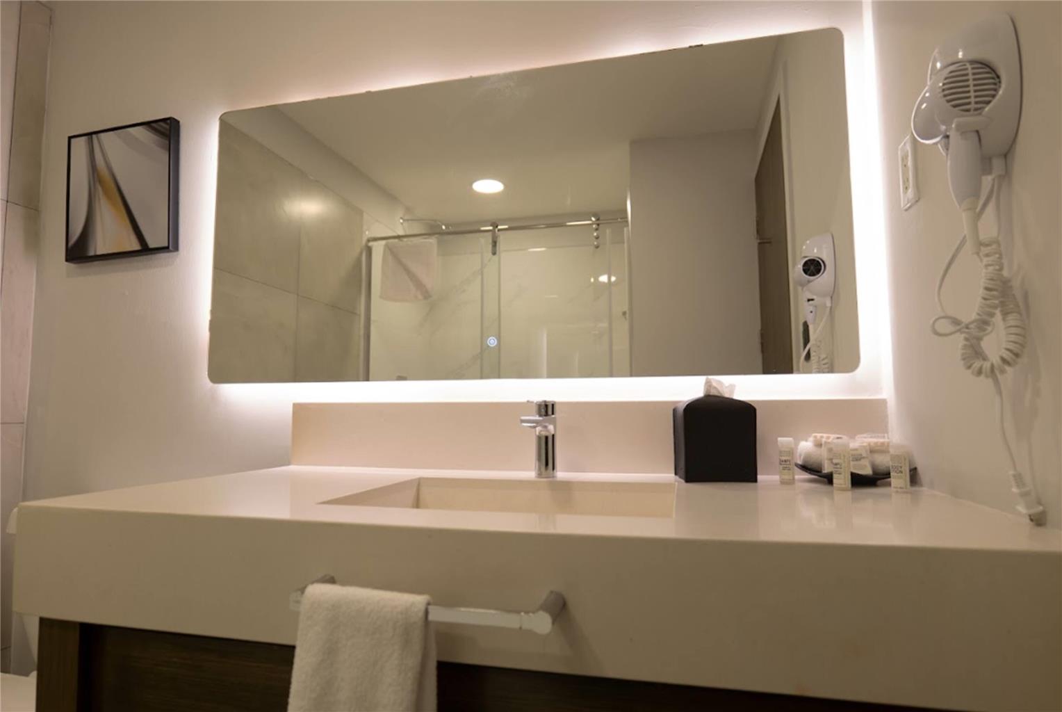 Guest room