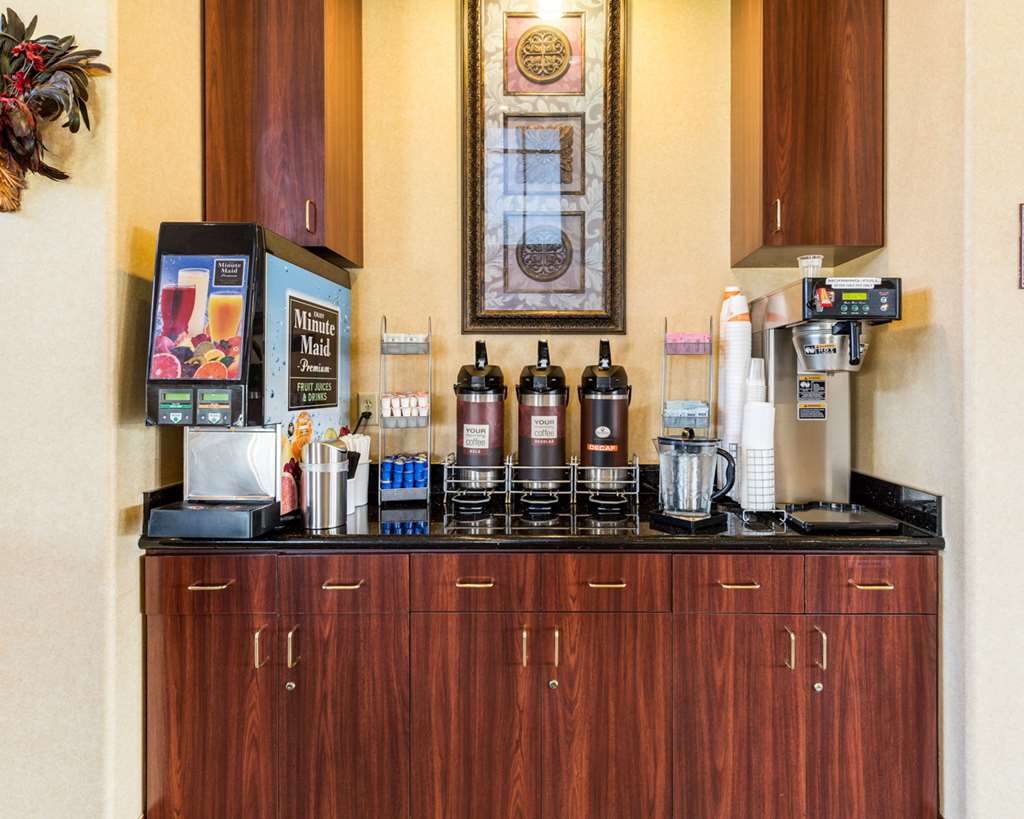 Comfort Suites near NASA Clear Lake - photo 32